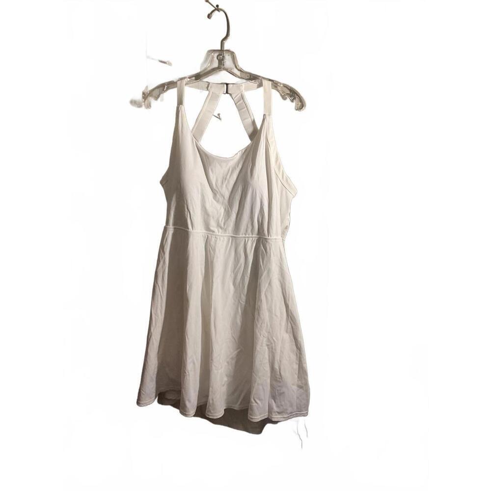 Chic White SummerActivewear  Dress  with attached shorts  XL